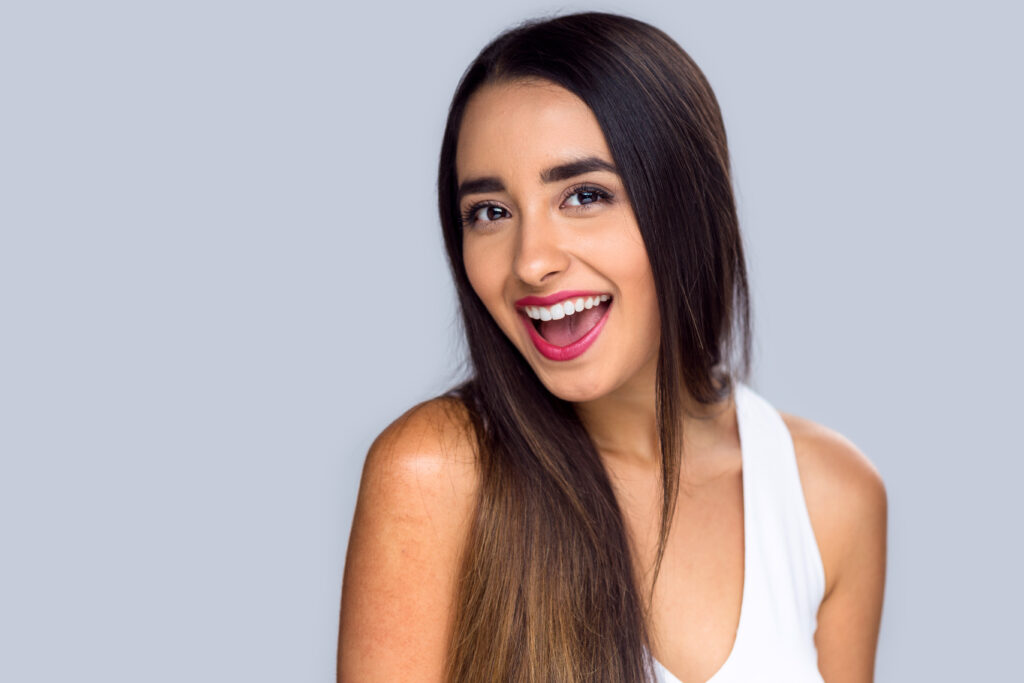 Ankeny, IA dentist offers professional teeth whitening services
