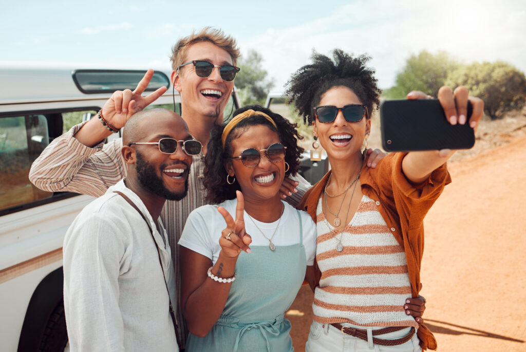 Ankeny, IA, dentist offers professional teeth whitening services